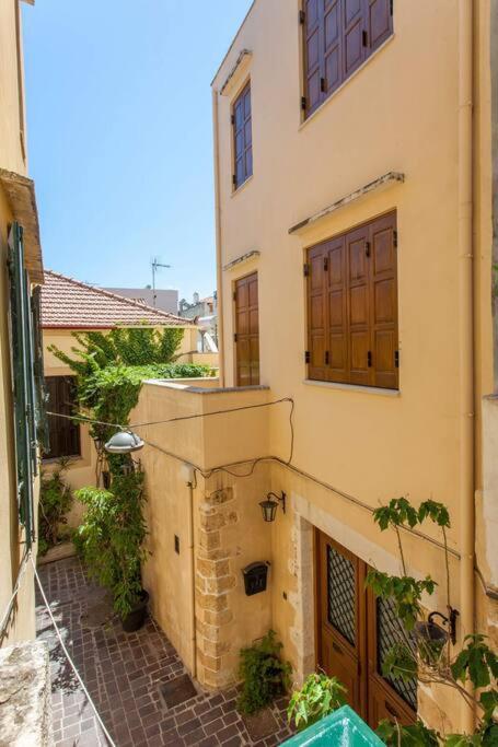 History & Culture In Old Town Chania Chania  Exterior foto